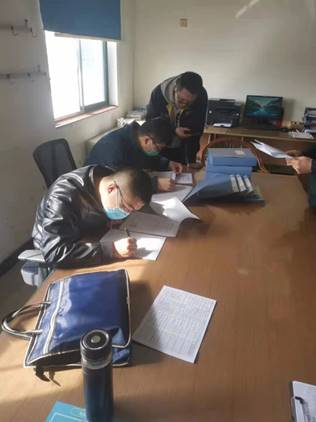 说明: C:\Users\yy\Desktop\8afe3ce7b4da1ed086343819caf3dd4.jpg