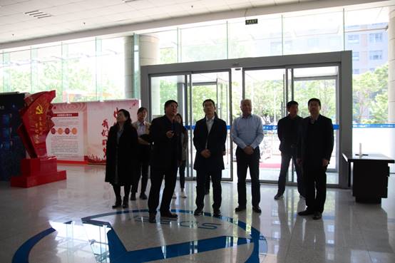 说明: C:\Users\dell\AppData\Local\Temp\WeChat Files\7c40e0eff74cd1dcc9c1166915e4402.jpg